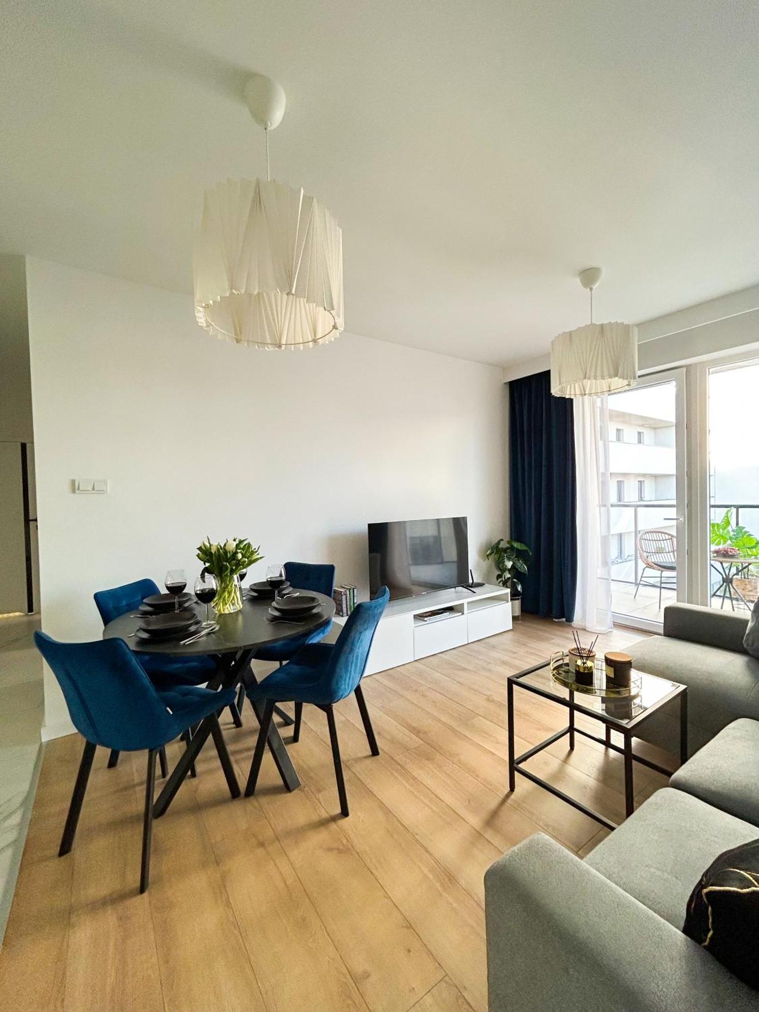 Lumina Stylish 3-Room Apart With Balcony Lodz  Exterior photo