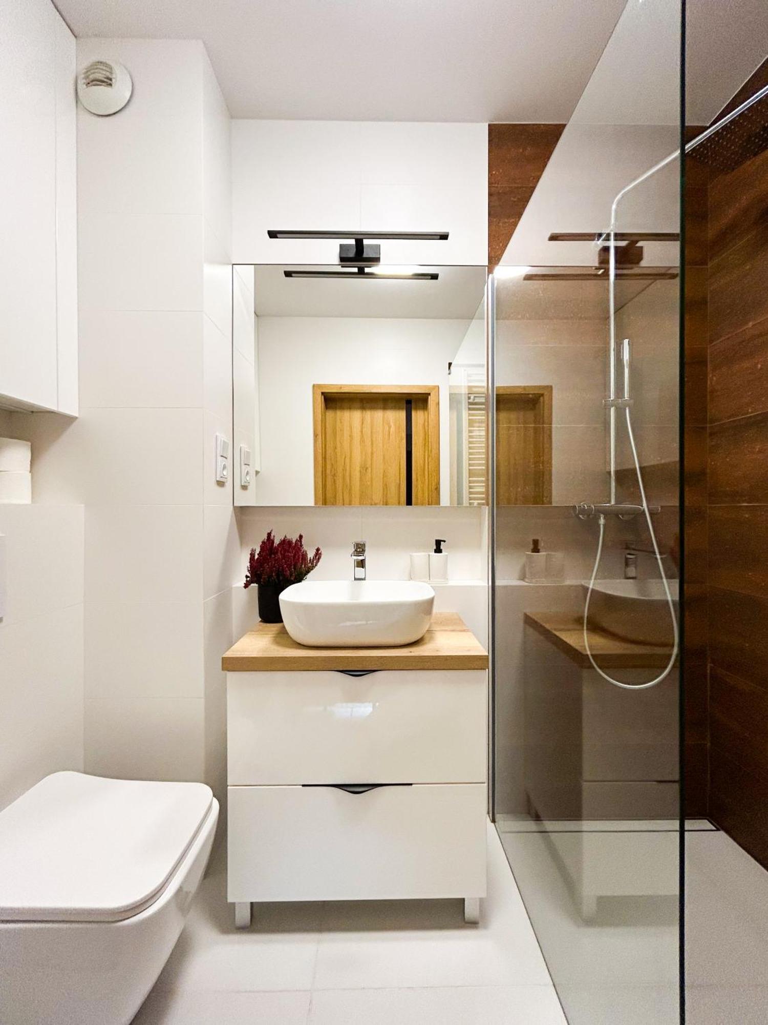 Lumina Stylish 3-Room Apart With Balcony Lodz  Exterior photo