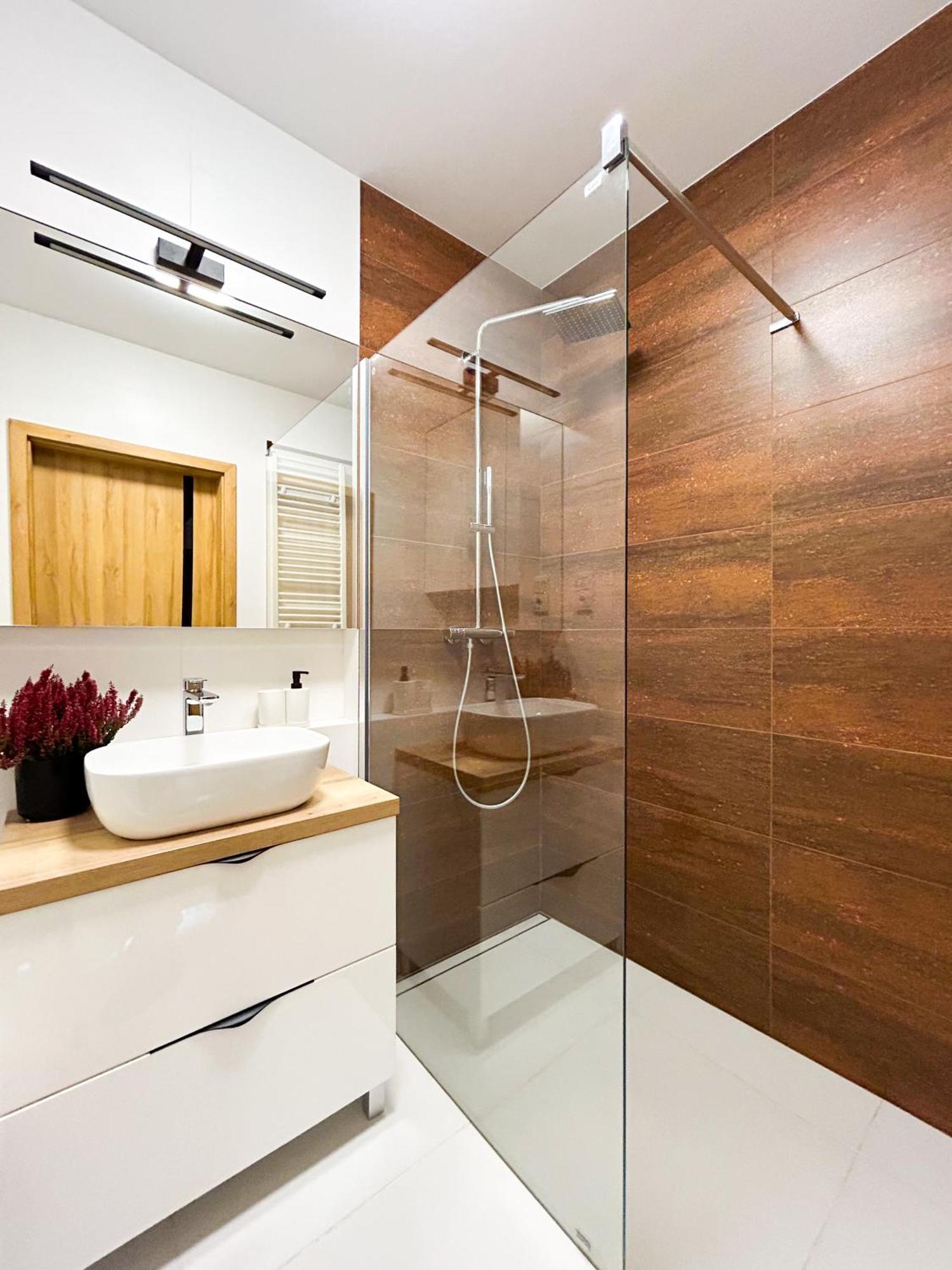 Lumina Stylish 3-Room Apart With Balcony Lodz  Exterior photo